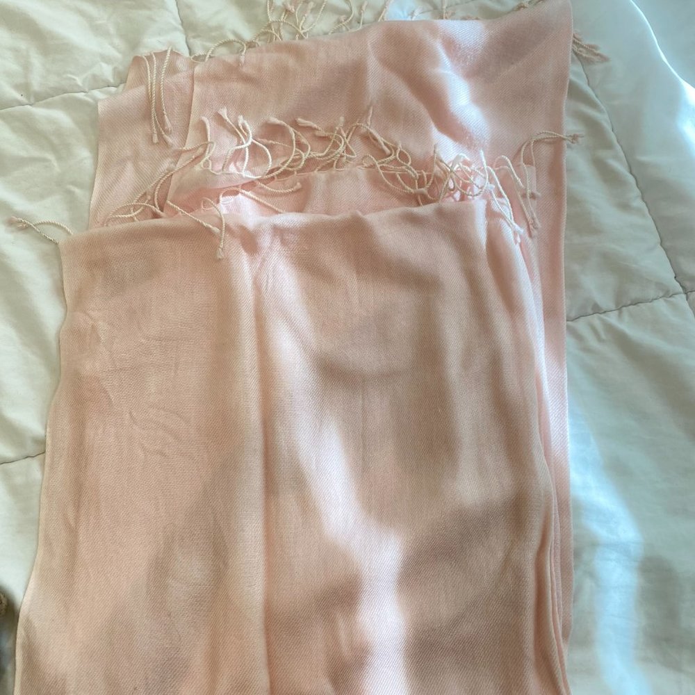 Pink Pashmina - Picture 5 of 6